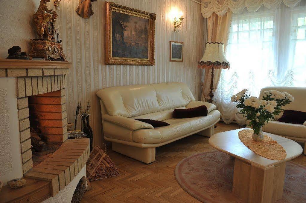 Villa Leonardo Вентспилс Экстерьер фото