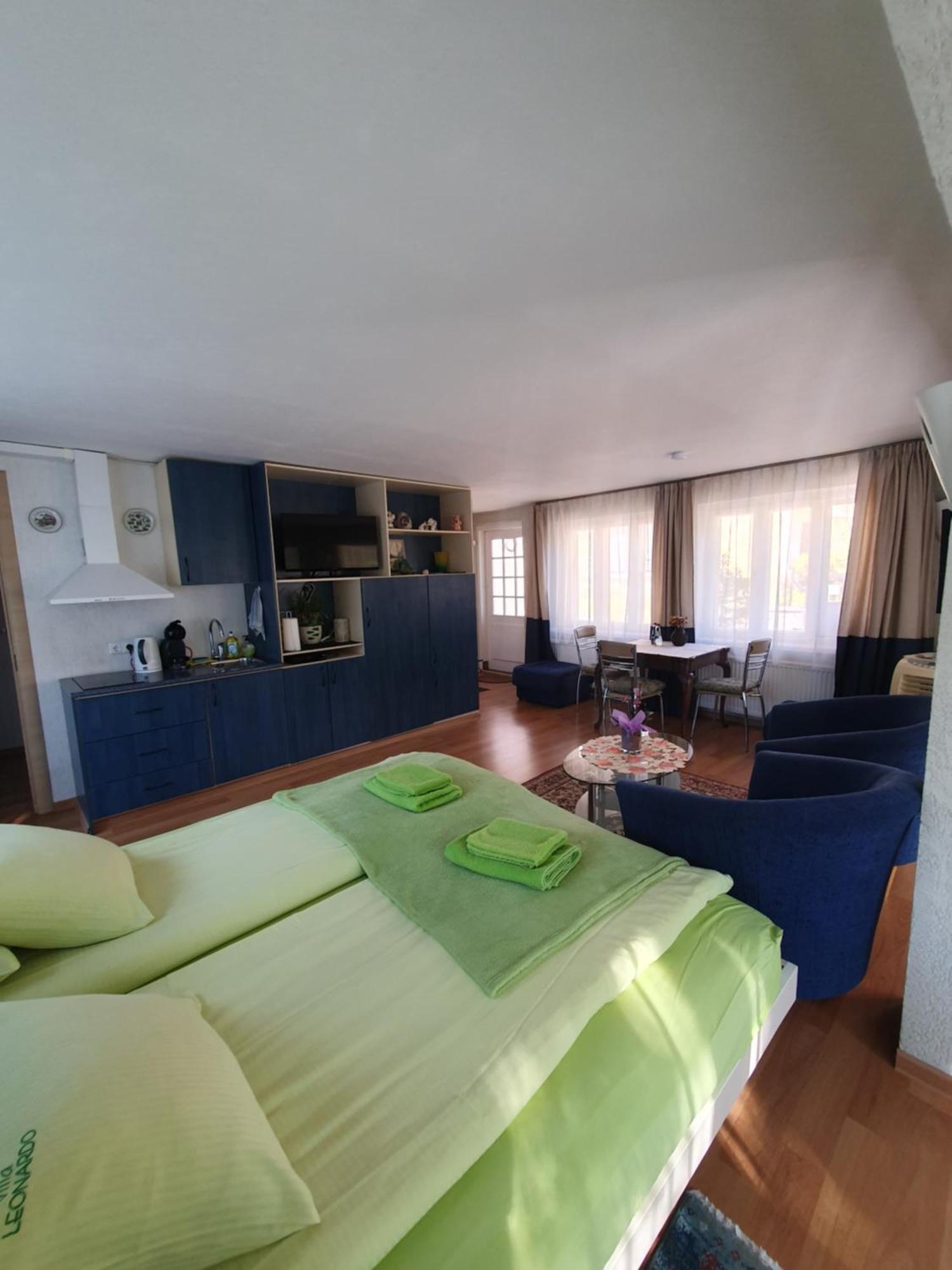 Villa Leonardo Вентспилс Экстерьер фото
